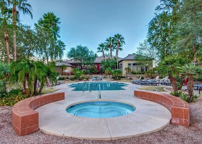 Gated Heated Pool Gym Near Zoo * Phoenix